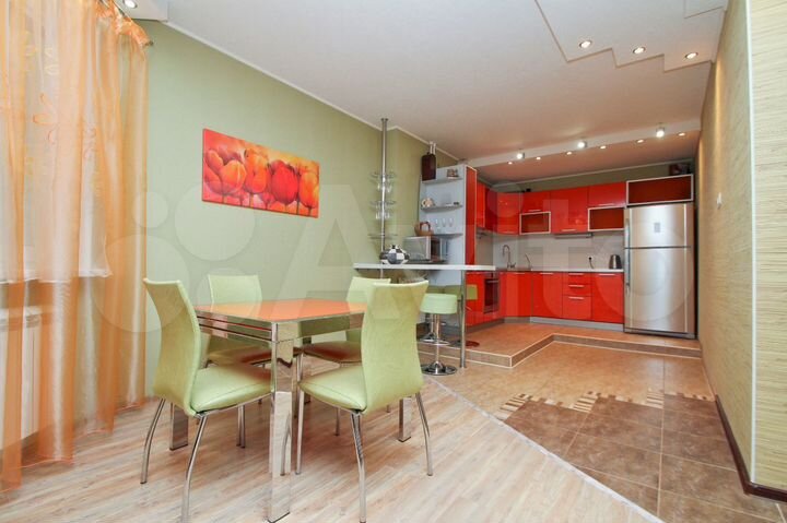 2-к. квартира, 82 м², 6/10 эт.