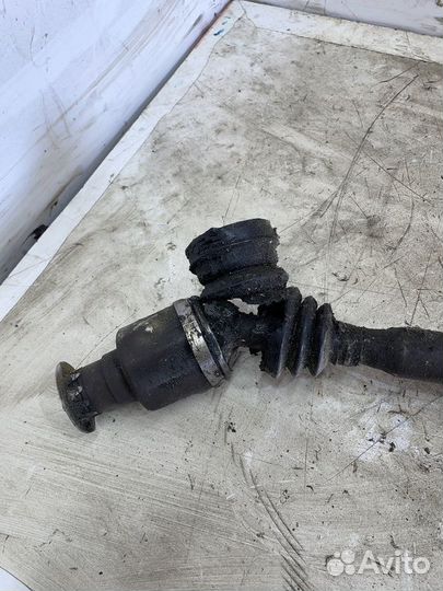 Полуось (привод в сборе) Renault Logan