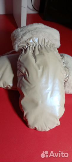 Варежки женские