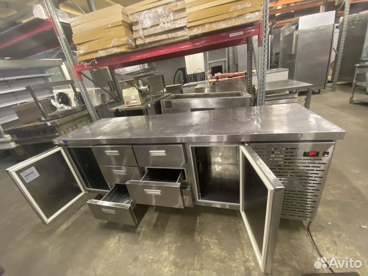 Холодильный стол