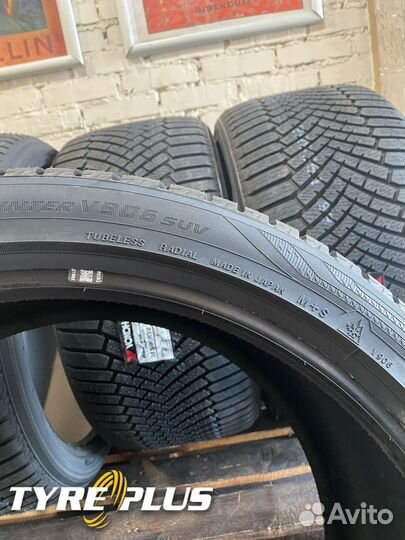 Yokohama BluEarth Winter V906 315/30 R22 и 285/35 R22 107W