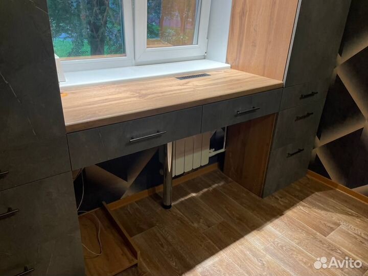 Детская зона с рабочим местом