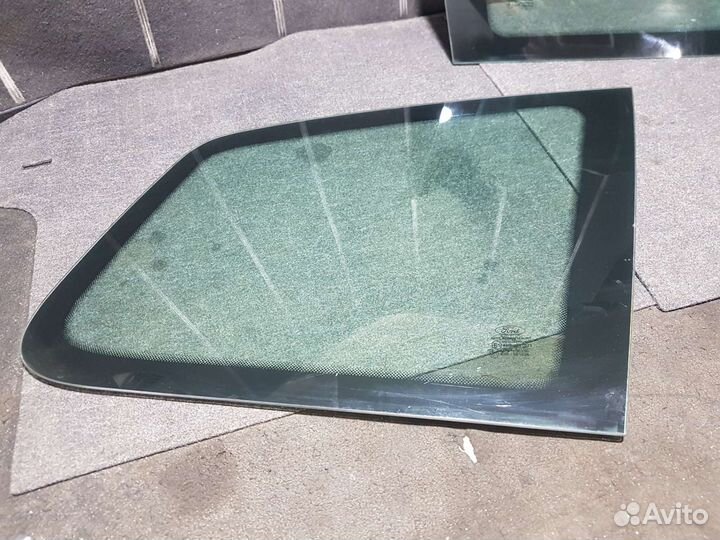 Стекло заднее глухое ford C-MAX