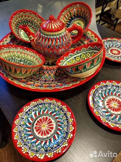 Узбекская посуда Красная