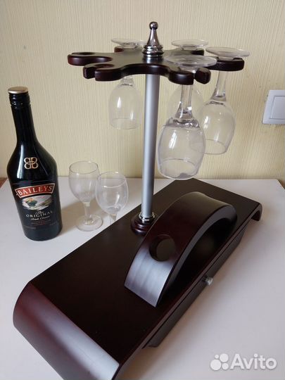 Подставка для винных бутылок