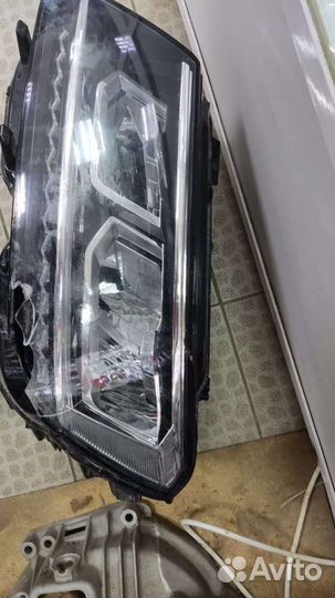 Фары tiguan 2 левая