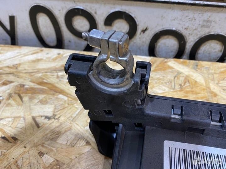 Клемма аккумулятора Audi A5 купе 2.0 2010