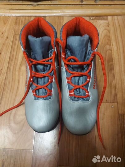 Комплект (лыжные ботинки + лыжи + палки)