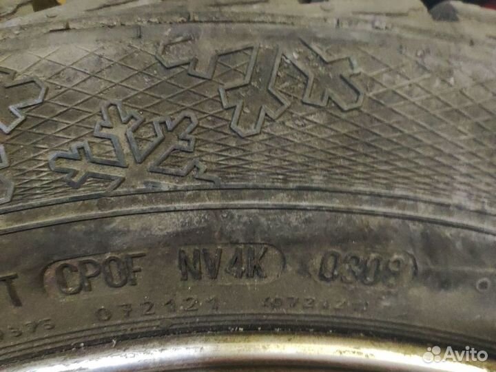 Gislaved Nord Frost V 205/55 R16 94T