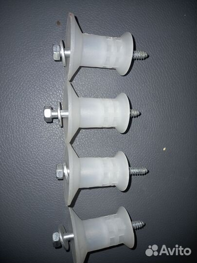 Транспортировочные болты для стиральной машины