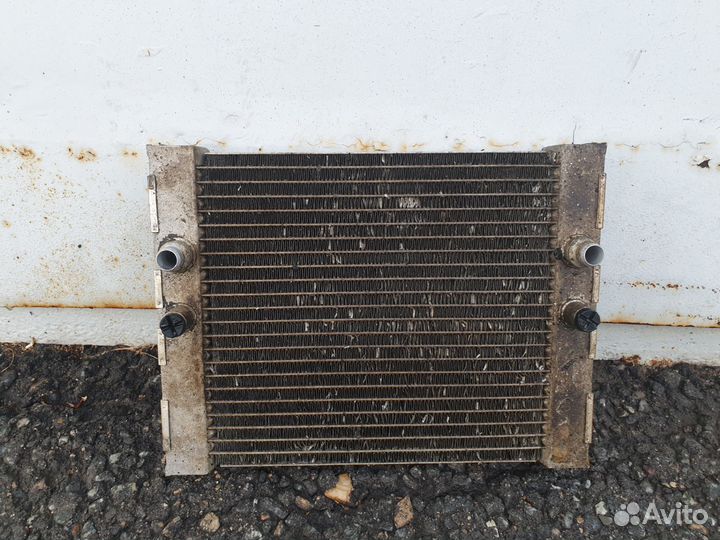 Дополнительный радиатор BMW X5 E70