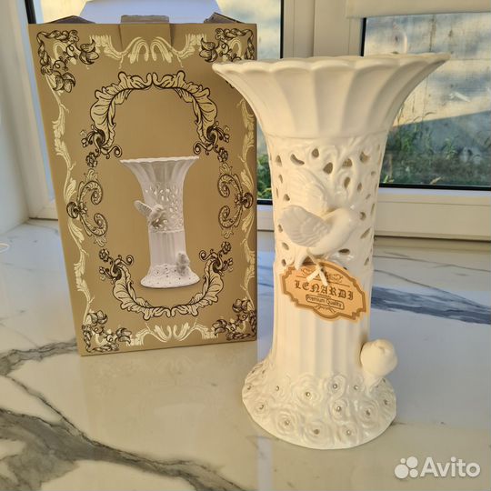 Керамическая ваза