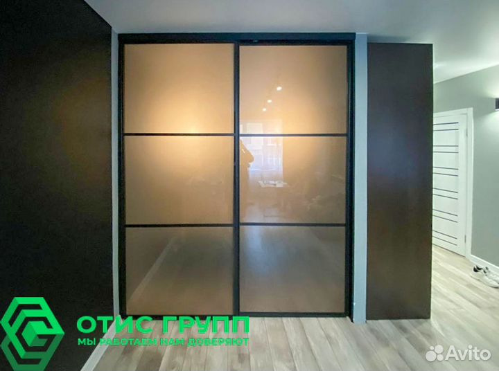 Стеклянные двери / Стеклянные перегородки