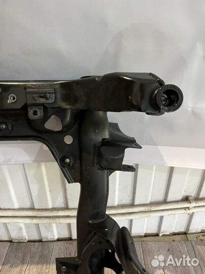 Подрамник передний Bmw X1 E84 N20 2010