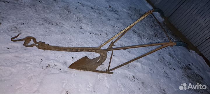 Конный плуг