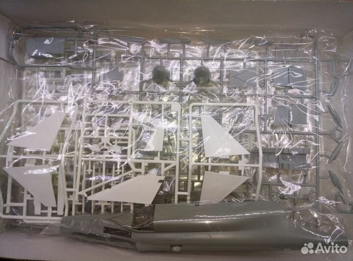 Academy 1/48 F-4B+Aires cockpit set+Eduard Brassin