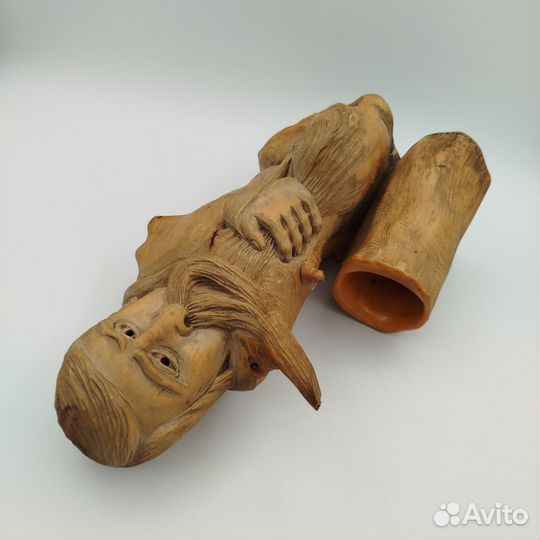 Статуэтка (карандашница) 