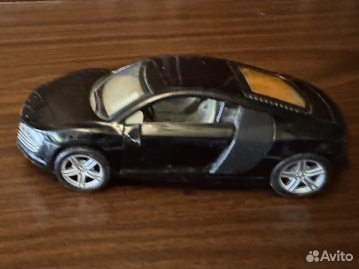 Модель автомобиля Машинка