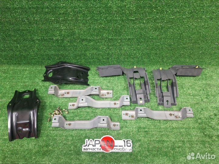 Кронштейн ручек потолка Subaru Forester SG5 EJ205