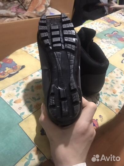 Лыжные ботинки