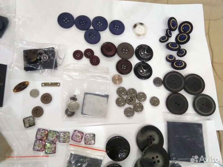 Пуговицы, пряжки, для рукоделия