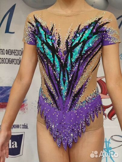 Купальник для художественной гимнастики