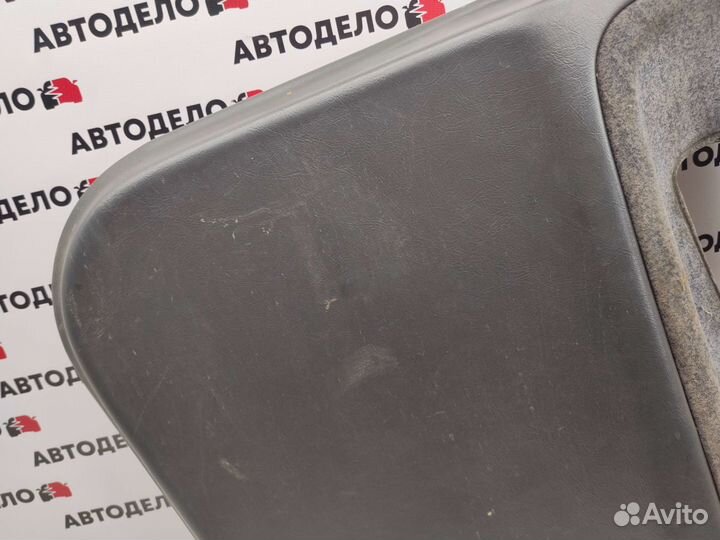 Обшивка двери задняя правая Honda Domani MA4