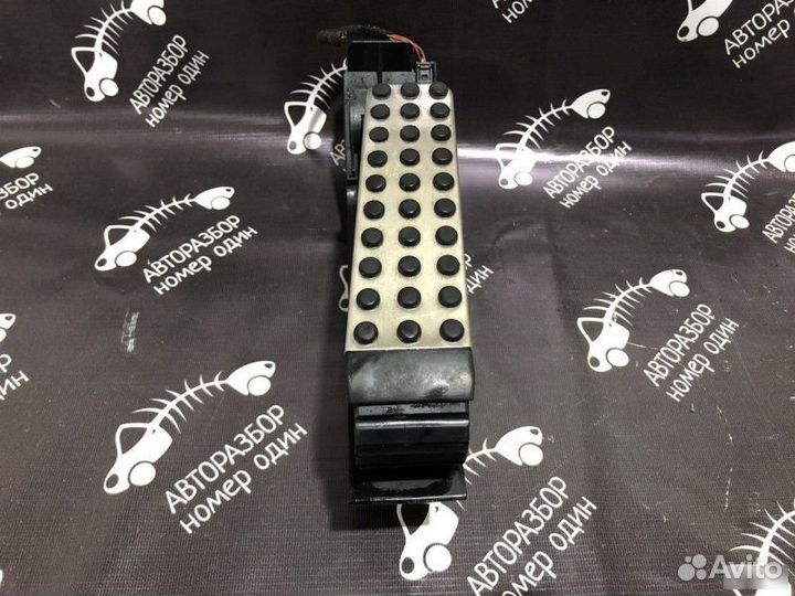 Педaль газa Mercedes Slk 350 R171 M272.963 2005