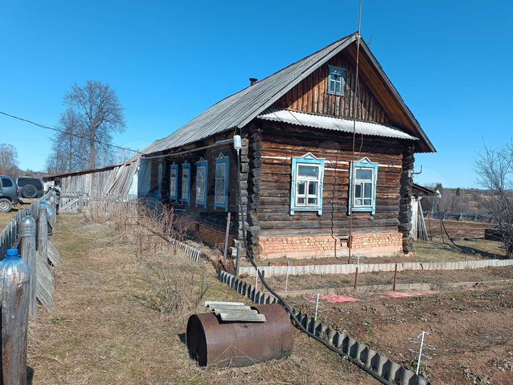 Дом 38 м² на участке 50 сот.