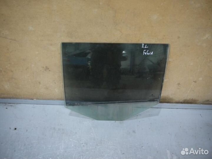 Стекло двери задней левой Skoda Fabia (2007-2015)