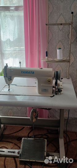 Продам промышленную швейную машыну