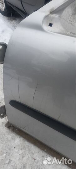 Передняя левая дверь Ровер 200