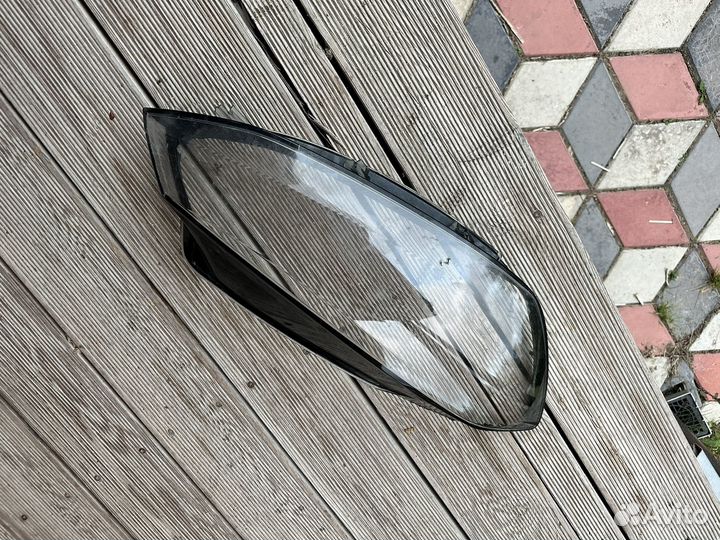 Фара правая (стекло ) от гольф Р 7.5