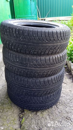 Matador MP 30 Sibir Ice 2 215/65 R16