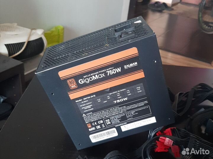 Компьютерный блок питания 750w Zalman Gigamax