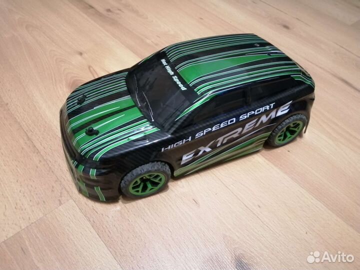 Машинка на радиоуправлении