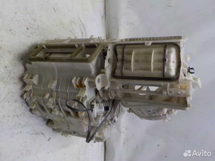 Корпус печки toyota corolla 150