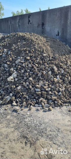 Чернозем,песок,щебень,гравий,бой кирпича