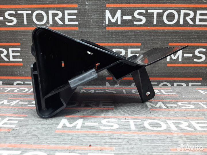 Противооткатный упор Bmw X5 E53 M54B30 2006