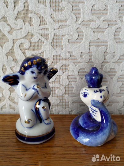 Статуэтки/ посуда Гжель