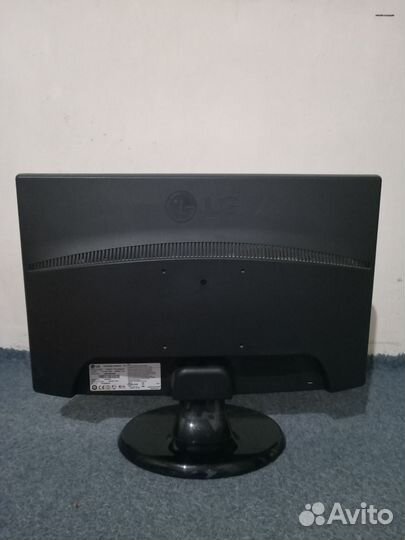 Монитор LG flatron