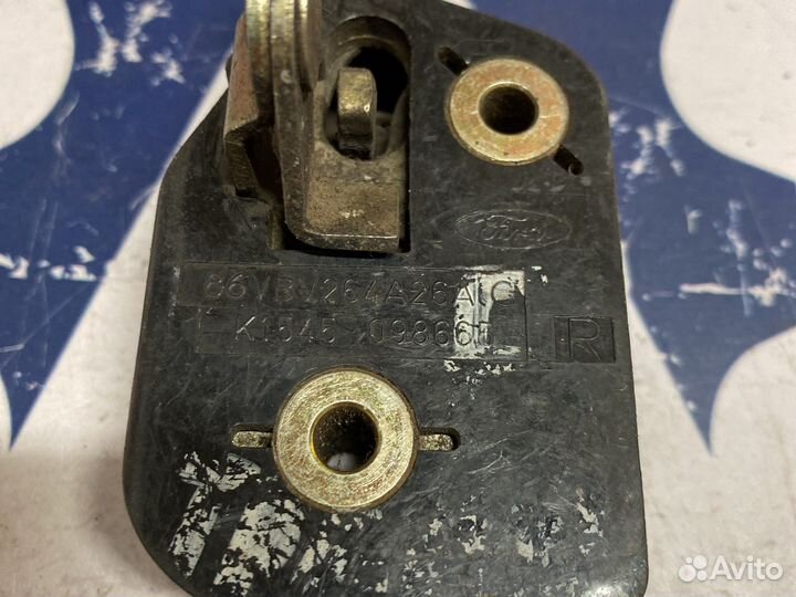 Замок сдвижной двери Ford 1033490