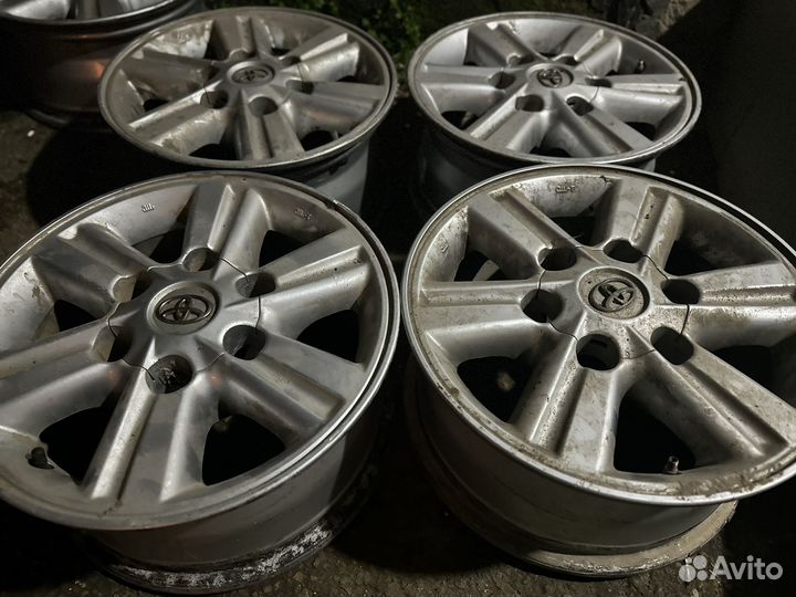 Диски Toyota Hilux классика