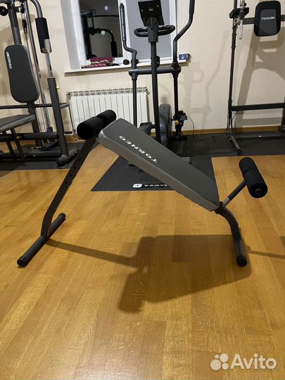 Скамья для пресса и гиперэкстензии torneo