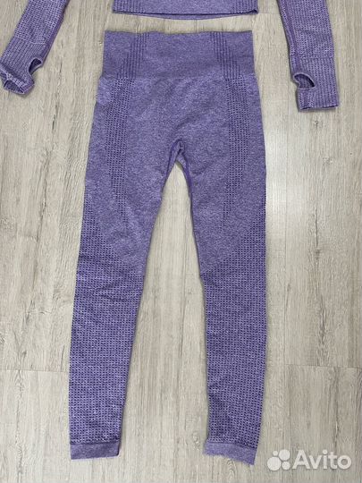 Спортивный костюм для фитнеса и йоги