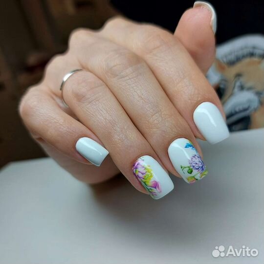 Наращивания ногтей