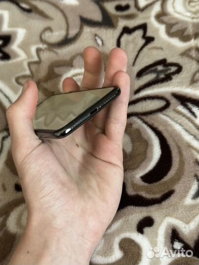 iPhone X, 256 ГБ