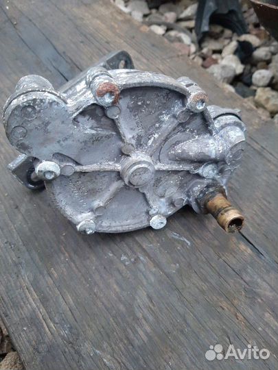 Насос вакуумный Фольксваген Крафтер 2.5D