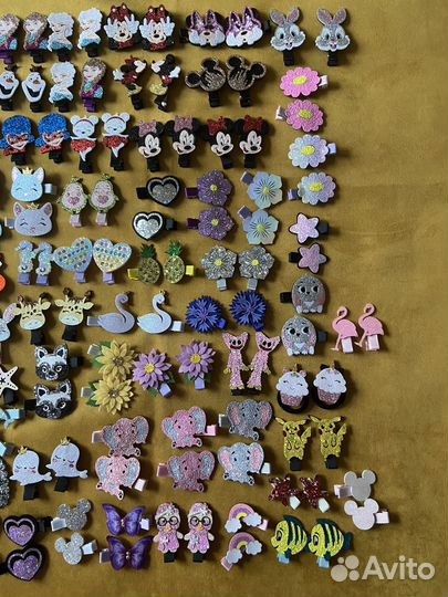 Заколки и резинки ручной работы в коробочке,5 пар