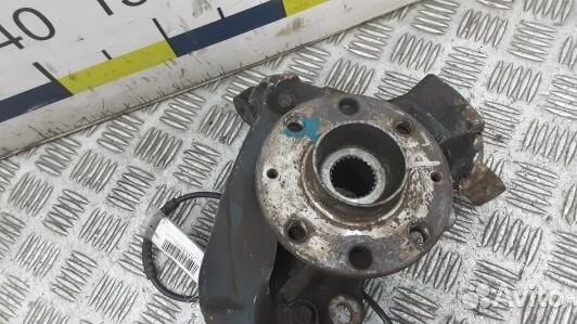 Ступица передняя левая opel corsa D (93S03K901)